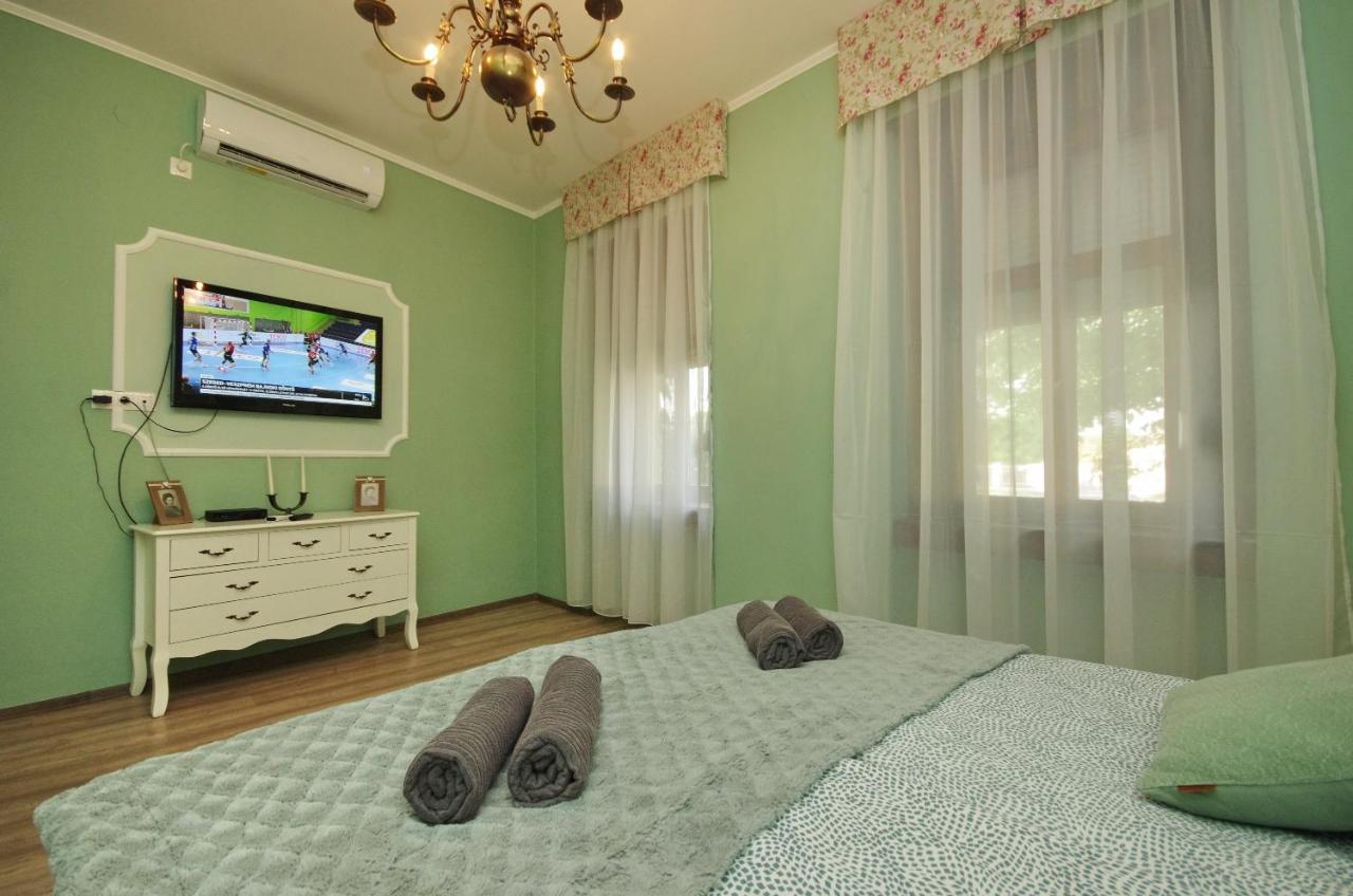 Villa Rusztika Дьюла Экстерьер фото